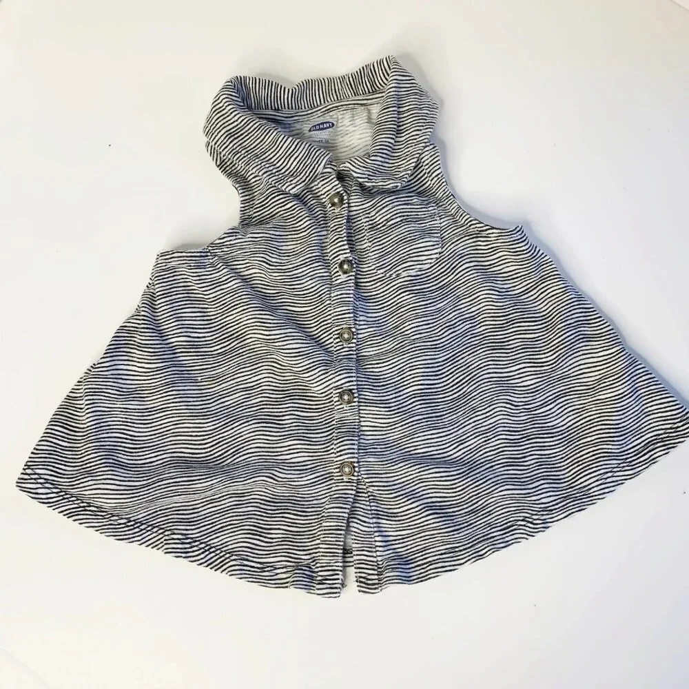 Old Navy Sleeveless Stripe Button Up Top